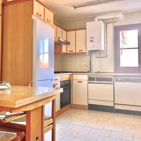 Housing Santa Marina Leon