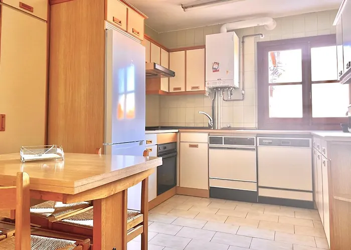 Housing Santa Marina León