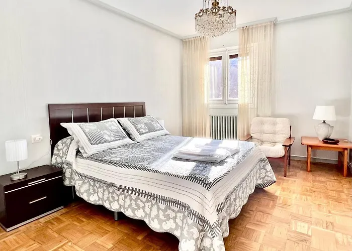 Housing Santa Marina * León